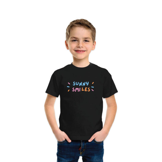 Kids Essential Tee Logo